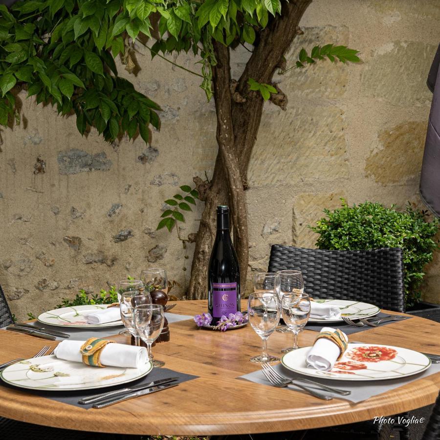 Logis Auberge Le Colombien - Hotel Et Restaurant Villandry Exterior foto